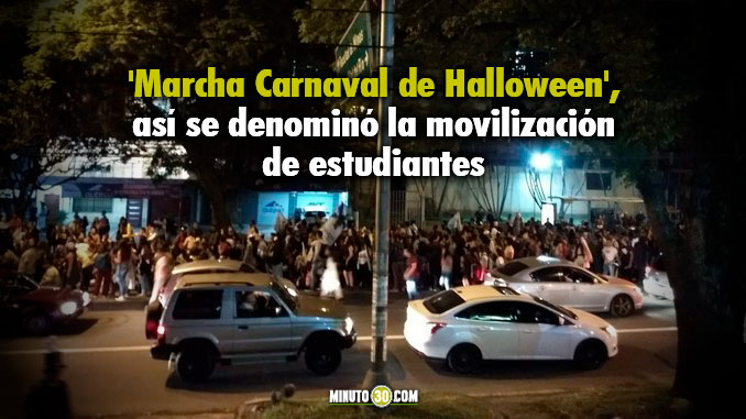 En video la marcha de estudiantes en Medellín durante la noche de Halloween