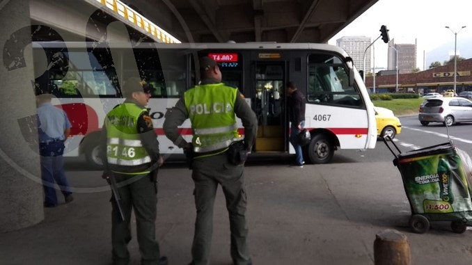 Atentaron contra un conductor de bus en la avenida 33 en Medellín