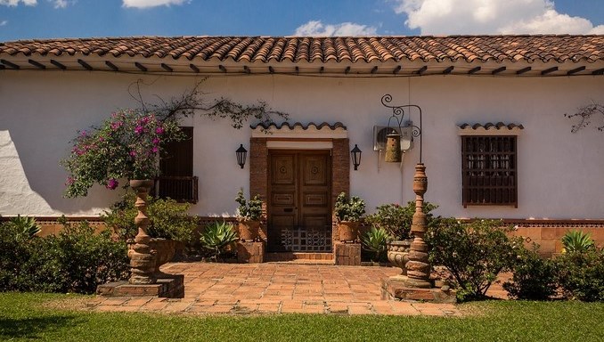 Inició el proceso de apertura regulada de Casablanca, el hogar de la maestra Débora Arango en Envigado