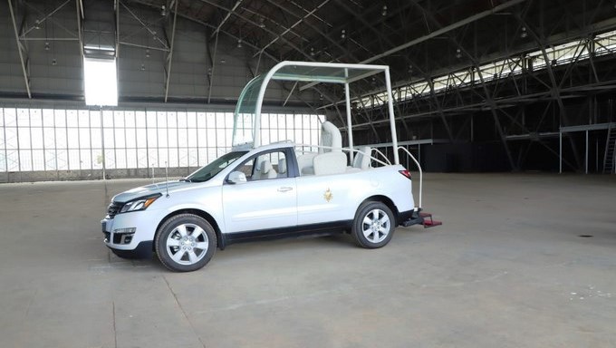 Colombia le mandó el papamóvil a Panamá para que Francisco lo use en la Jornada Mundial de la Juventud