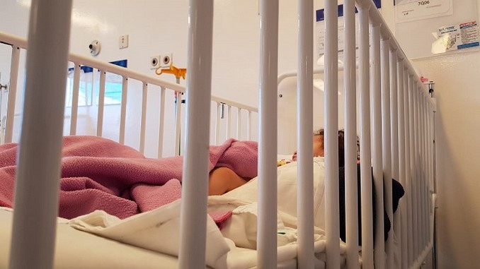 niños, quemados, pólvora, enfermos