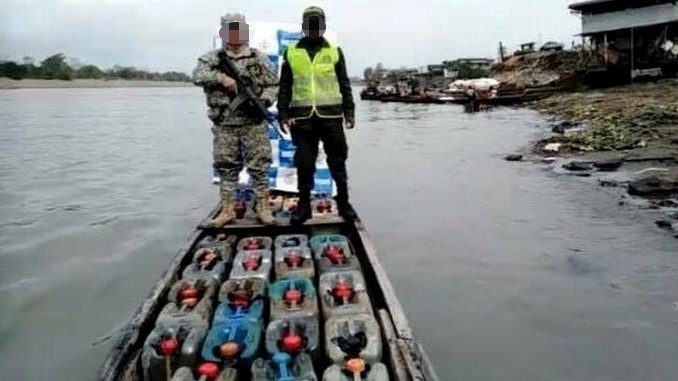 Incautaron más de 421 galones de ACPM cerca al río Atrato 2 Incautaron m%C3%A1s de 421 galones de ACPM