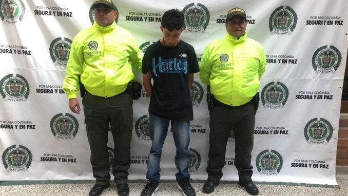 Alias 'Burrito', asegurado por asaltar un bus de Coonatra, pertenecía a la banda 'El Coco' de la Comuna 13