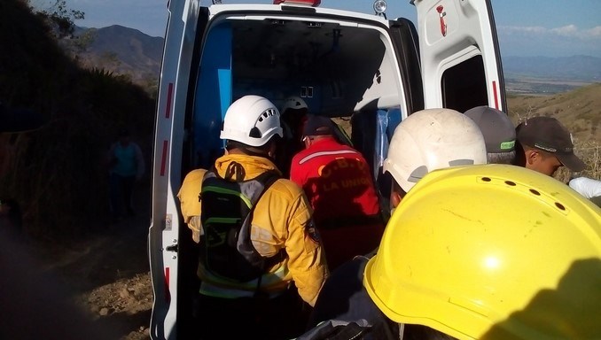 Así fue el rescate de parapentista estadounidense, quien se accidentó en el Valle del Cauca
