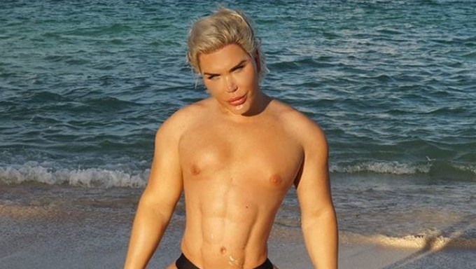 Rodrigo Alves, "Ken Humano"/ Tomada de Instagram: @rodrigoalvesuk
