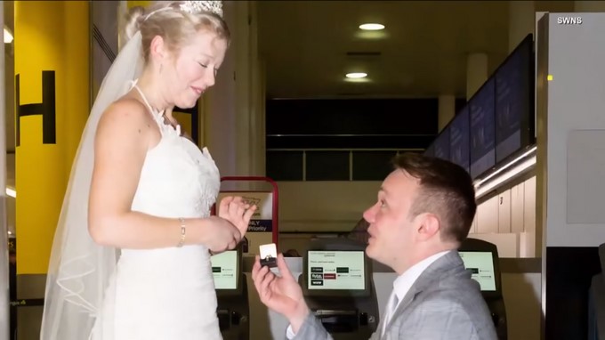 Sarah y Paul Edwards/ Tomada de Youtube Inside Edition: