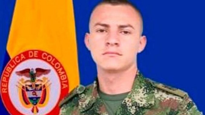 El soldado profesional Carlos Ospina Holguín,