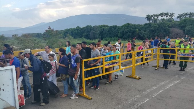 Una disminución. Así registran el paso de venezolanos en la frontera con Colombia