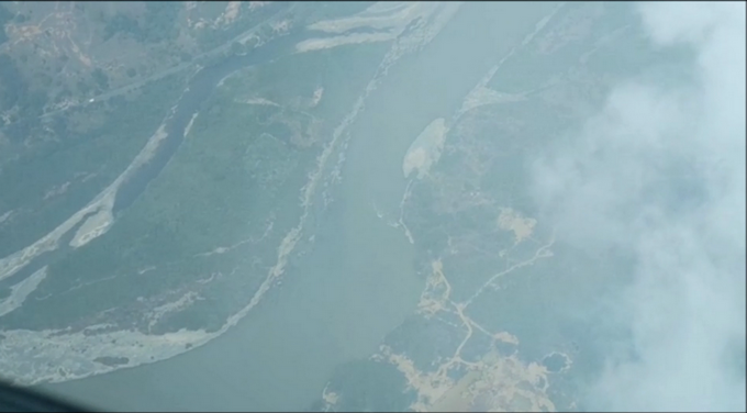 VIDEO: Así monitorea el Ejército Nacional, en un helicóptero, el caudal del río Cauca en Hidroituango