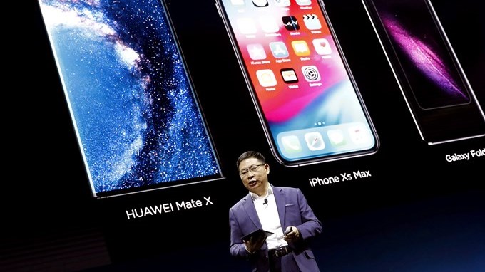 Huawei se apunta a la fiebre de los plegables con el Mate X