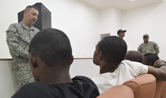 Armada evacuó a familia en Chocó que era amenazada por grupos armados organizados