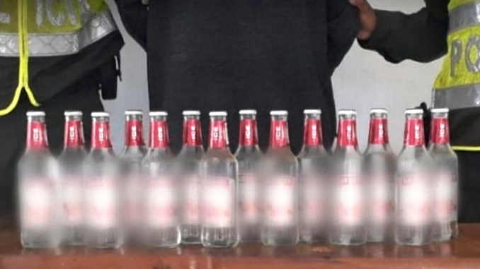 A adolescente lo sorprendieron hurtando botellas de licor, refrescos y dinero en efectivo en San Andrés