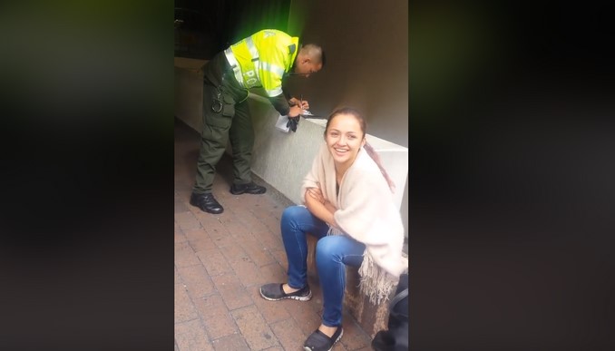 Comparendo por preguntar por empanadas