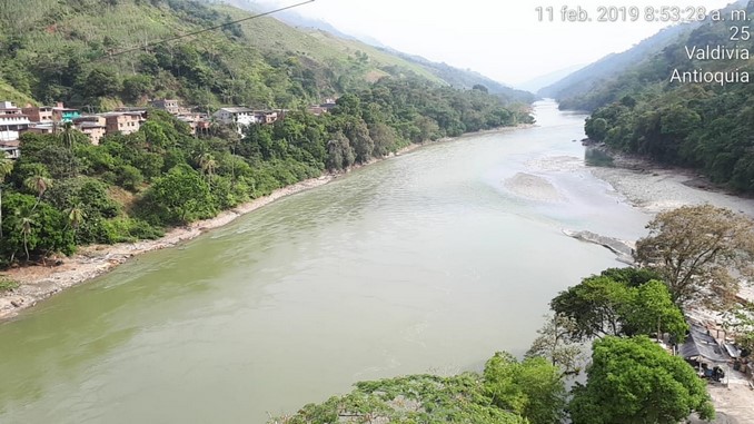 El estado actual del vertedero del proyecto Hidroituango y del caudal del río Cauca