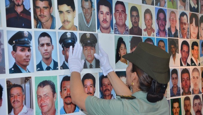 Policía Antioquia le rindió homenaje a las víctimas de carro bomba en el municipio de Granada