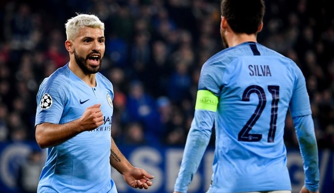 Sterling le da una victoria agónica a un City con diez hombres 2 manchester city 1 Copiar