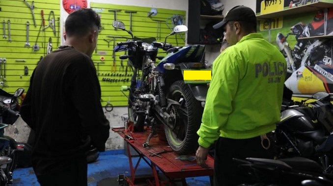 Nuevo operativo de intervención a comercio de autopartes en el centro de Bogotá