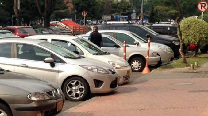 Secretaría de Movilidad de Bogotá reitera que no notifica foto-comparendos por correo electrónico