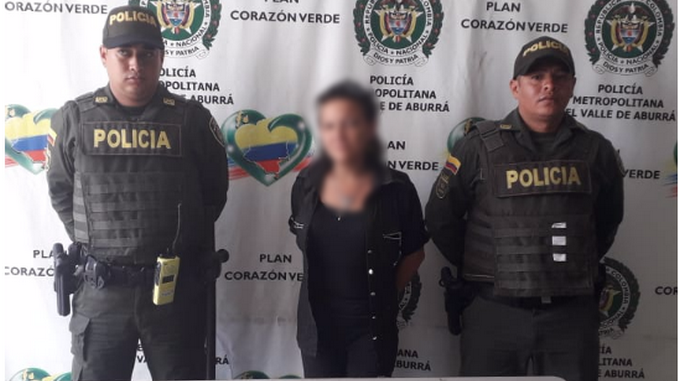 La descubrieron en Itagüí con dos armas de fuego, su actitud sospechosa la delató 1 Capturada armas fuego itagui copia
