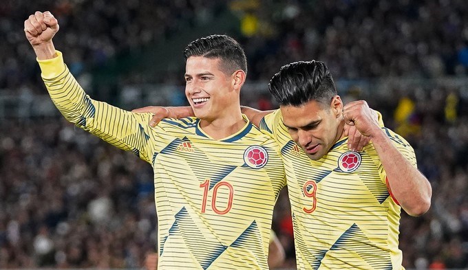 Según ‘Mr. Chip’ Colombia es favorita para vencer a Chile, aunque por un pequeño porcentaje 1 JAMES Y FALCAO GARCIA SELECCION COLOMBIA DE MAYORES Copiar
