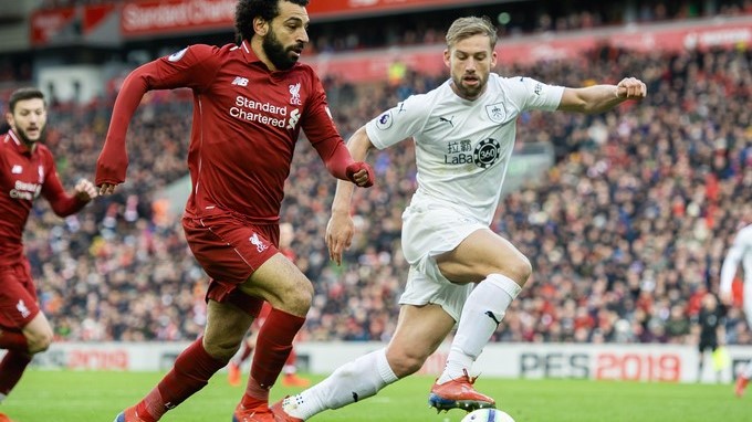 El Liverpool golea al Burnley y se aferra a la Premier 1 Liverpool golea al Burnley 2