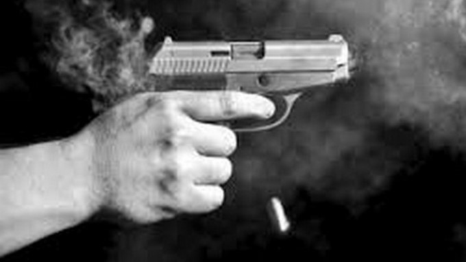 arma de fugo revolvel pistola