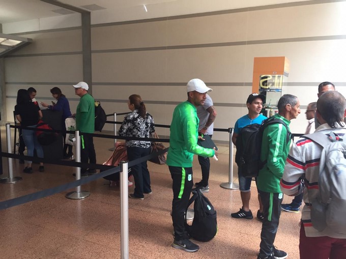 Así se vio el verde en su viaje a Bogotá para enfrentar a Millonarios 7 atletico nacional viajeros 2 Copiar