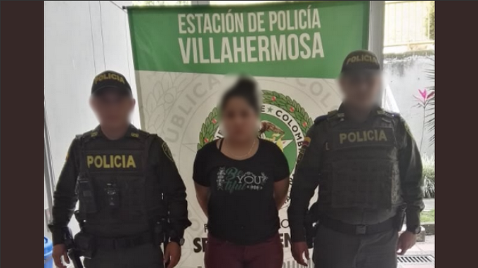 FOTO: ¡Muy bien! iba a sobornar con $500.000 a unos policías y estos la capturaron en Villa Hermosa 1 capturada por soborno