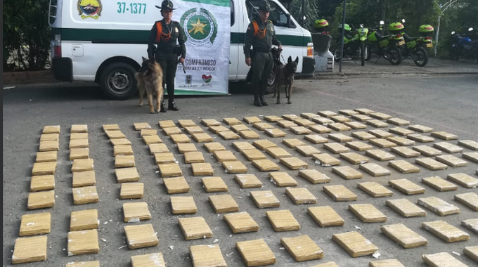 En una encomienda iban a llevar 180 kilos de marihuana desde Cali hasta Cartagena, pero en Medellín la policía tumbó el envío 1 cargamento de marihuana incautado