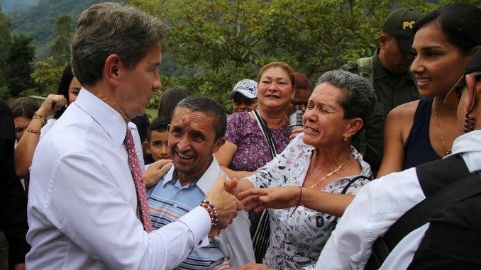 Un centro de salud y 3 kilómetros de placa huella y asfalto, las obras entregadas en corregimiento de Anzá