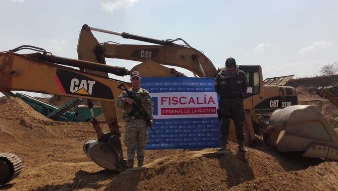 FOTOS: Proyecto de extracción de material de arrastre ocasionó daños ambientales en Bolívar 4 Fiscalía frenó proyecto que ocasionó daño ambiental en Bolívar