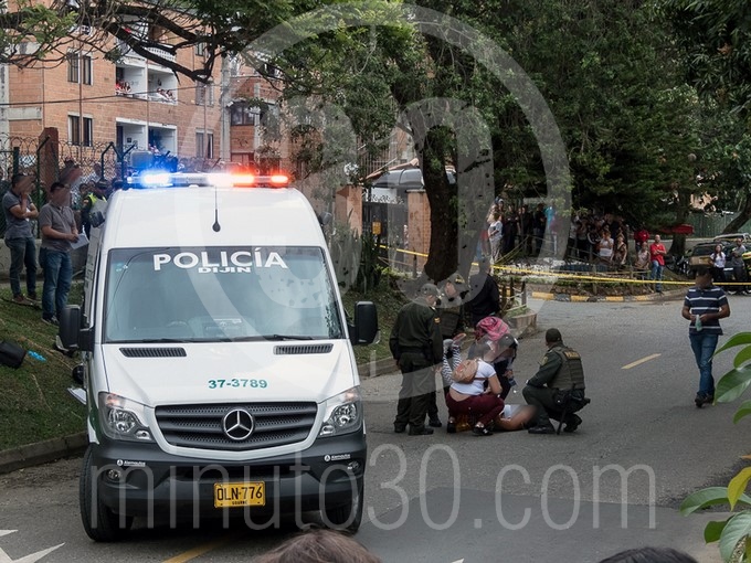 EN FOTOS Y VIDEO: El cuerpo que hallaron en un motocarro en Bello estaba decapitado 9 en fotos y video estaba decapitado el cuerpo que hallaron en un motocarro en bello1577