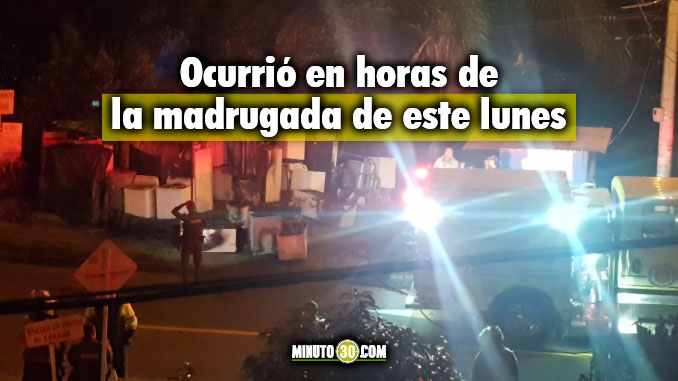 Incendio consumió una caseta con electrodomésticos en el Doce de Octubre