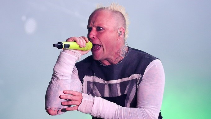 Fotografía de archivo tomada el 10 de julio de 2015 al cantante Keith Flint, de los Prodigy, durante el Festival Alive en Oeiras (Portugal). EFE/Archivo