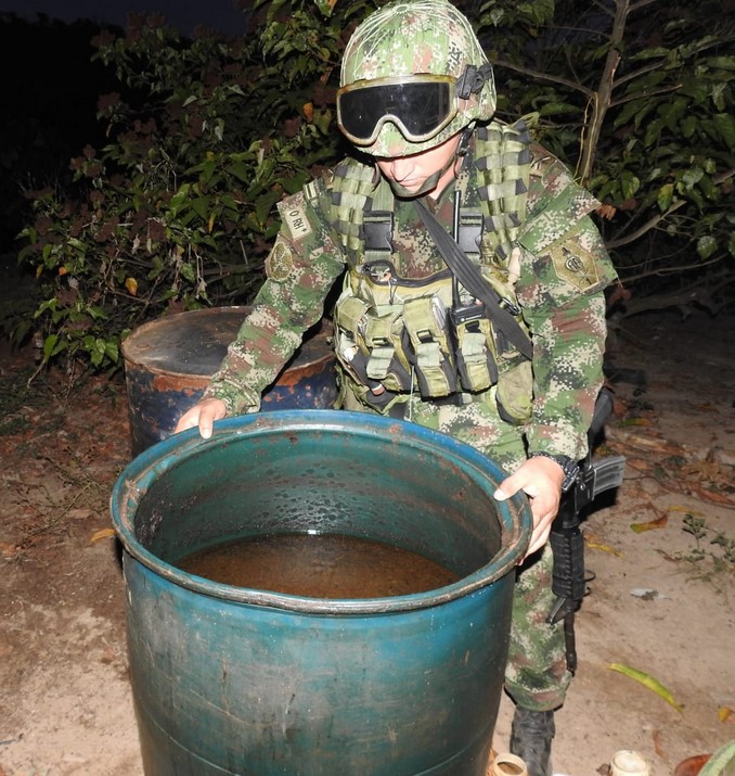 FOTOS: Contundente golpe al Eln con la ubicación de dos laboratorios para procesar coca en Norte de Santander 4 Contundente golpe al Eln con la ubicación de un laboratorio para procesar coca en Norte de Santander