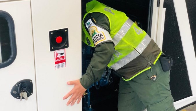 FOTOS: Imponen medidas cautelares a plantas eléctricas traídas desde México hasta Valle del Cauca 7 Imponen medidas cautelares a plantas eléctricas traídas desde México hasta Valle del Cauca