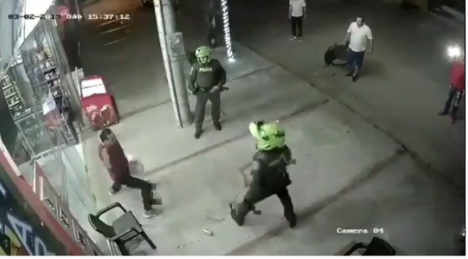 policias machete Copiar