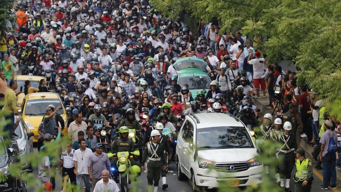 Entre música y lágrimas, despiden en Cúcuta al ídolo venezolano Pastor López