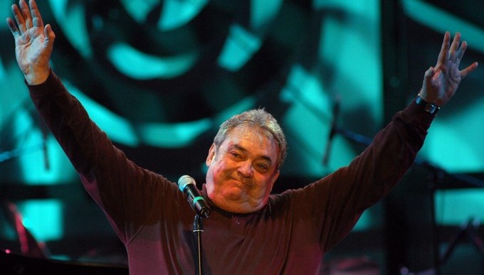 Fallece el cantautor argentino Alberto Cortez