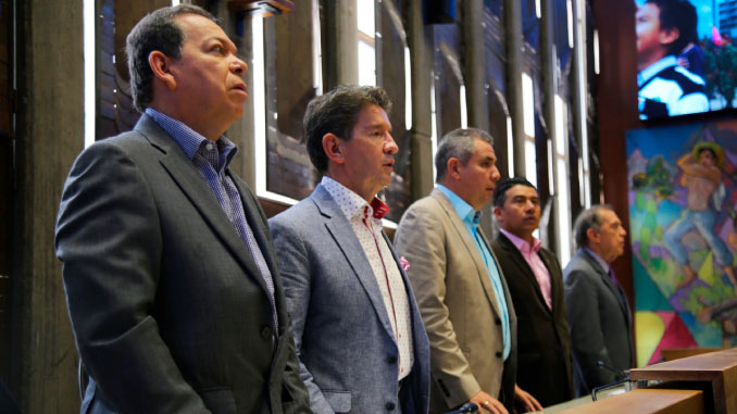 Primer periodo ordinario en la Asamblea terminó, el Gobernador clausuró sesiones