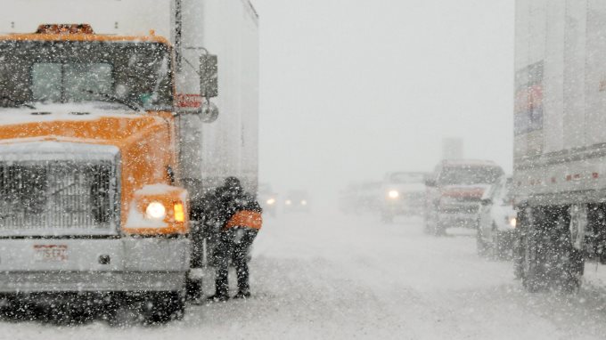 Una “bomba ciclónica” paraliza las Grandes Planicies y el Medio Oeste de EE.UU.