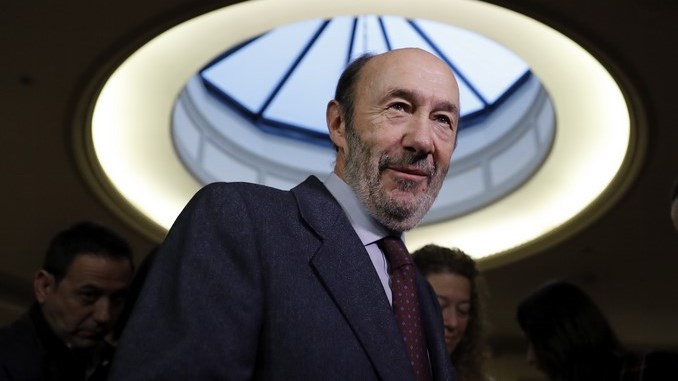Falleció el político español del PSOE Alfredo Pérez Rubalcaba tras sufrir un ictus