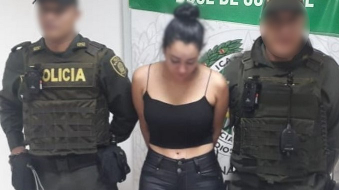 FOTOS: Una mujer de 25 años fue capturada en Pedregal cuando fue sorprendida con un arma de fuego en su poder 1 captuarda con arma de fuego en Pedregal portada