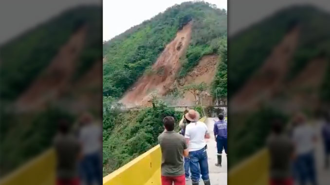 EN VIDEO: ¡Qué impresión! Así fue como se registró el gigantesco derrumbe que taponó la vía Bogotá – Villavicencio