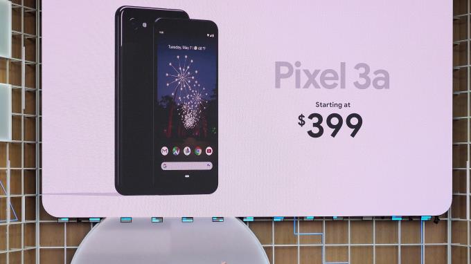 En un mercado de móviles saturado, Google cede y baja el precio del Pixel