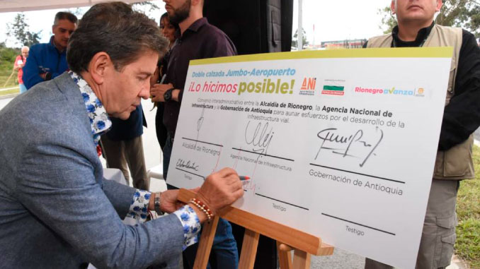 Gracias al Convenio interadministrativo entre la Gobernación, la ANI y la alcaldía de Rionegro, con una inversión de $120 mil millones se construirán 14 kilómetros de doble calzada en Rionegro. Foto cortesía.