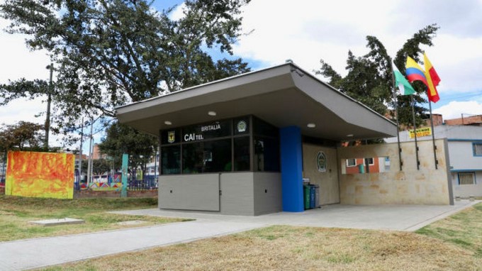 Bogotá estrena una estación de Policía y tres CAI en localidades de Usme, Ciudad Bolívar y Kennedy