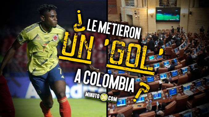 VIDEO: Mientras se hundía eliminación de casa por cárcel para corruptos, el Congreso veía el partido de Colombia