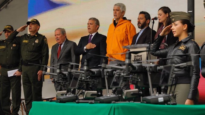 Entregaron cinco drones de última tecnología que reforzarán la seguridad en Bogotá
