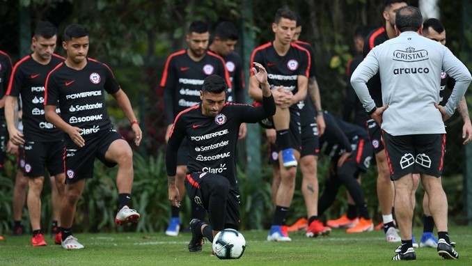 Chile entrenó en São Paulo, en víspera del partido ante Colombia